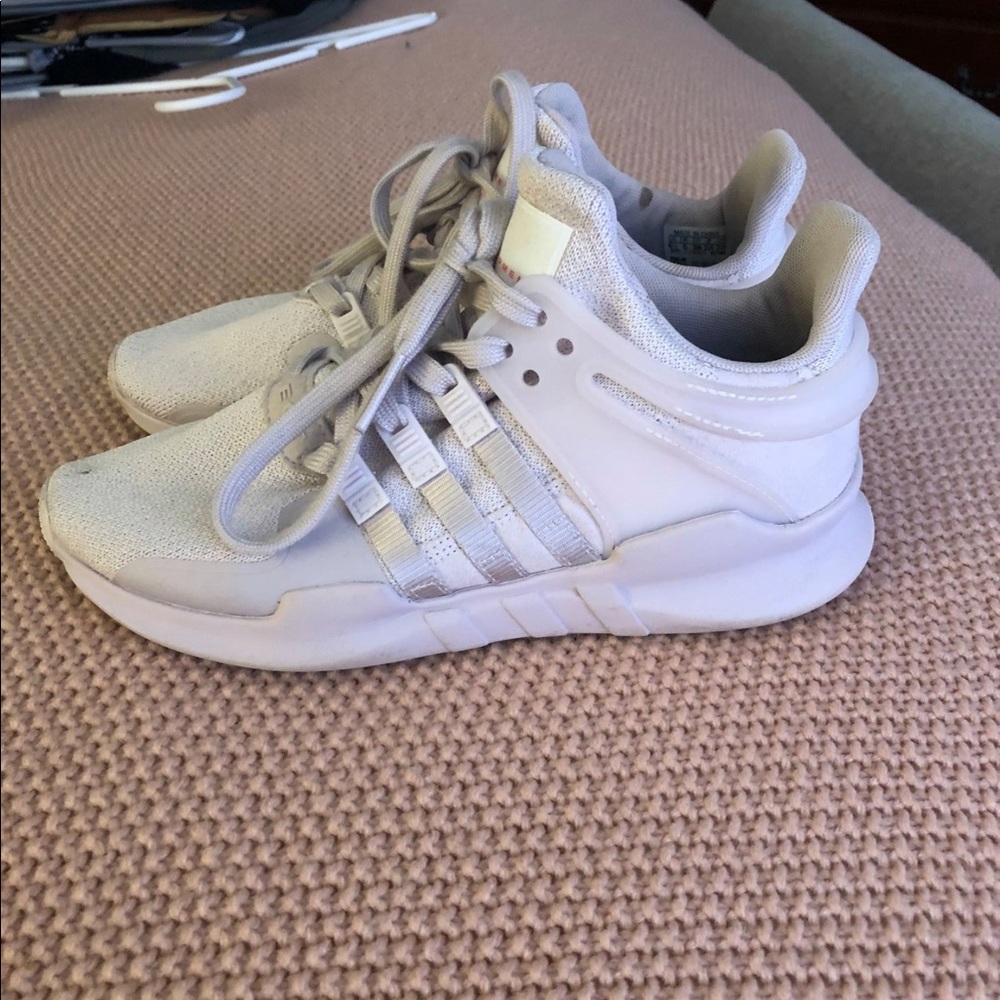 Adidas tennis shoes